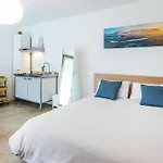 Easyflatvezia, Near Lugano, Free Secure Parking Apartment