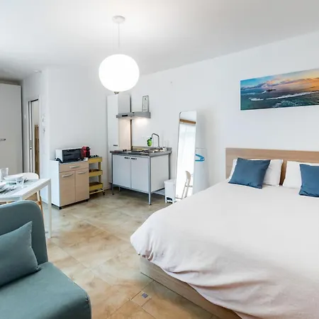 Easy Flat Vezia, Indipendent Entrance, Free Parking Appartamento