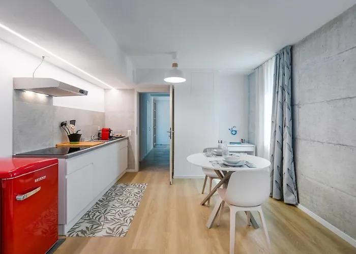 アパート Easyflatvezia, Near Lugano, Free Secure Parking *
