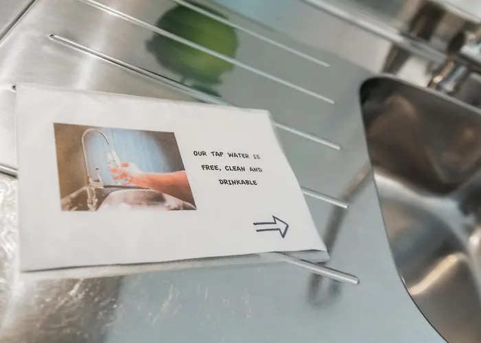 Διαμέρισμα Easyflatvezia, Near Lugano, Free Secure Parking *