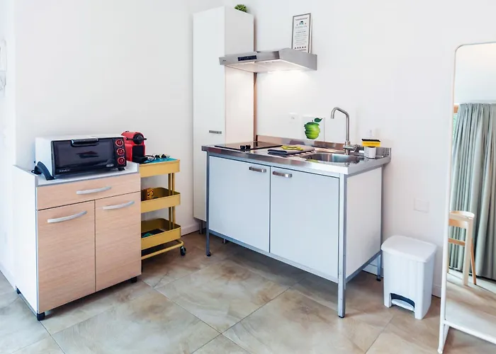 Easyflatvezia, Near Lugano, Free Secure Parking Διαμέρισμα *