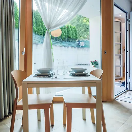 Easyflatvezia, Near Lugano, Free Parking